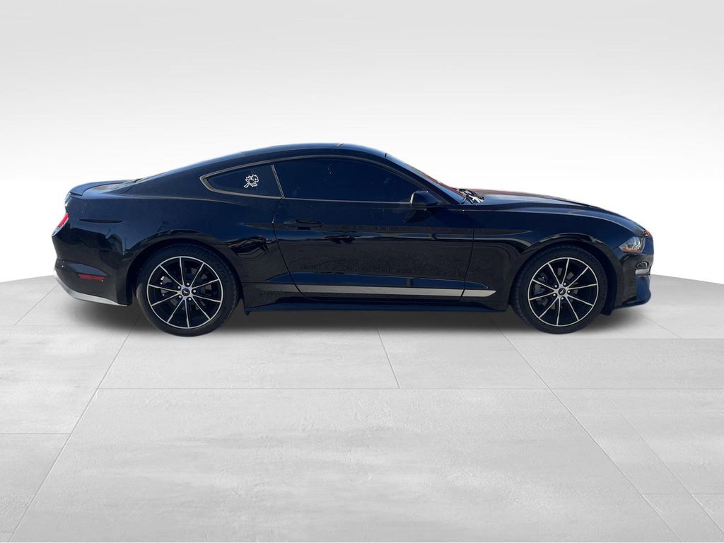 2020 Ford Mustang EcoBoost 2