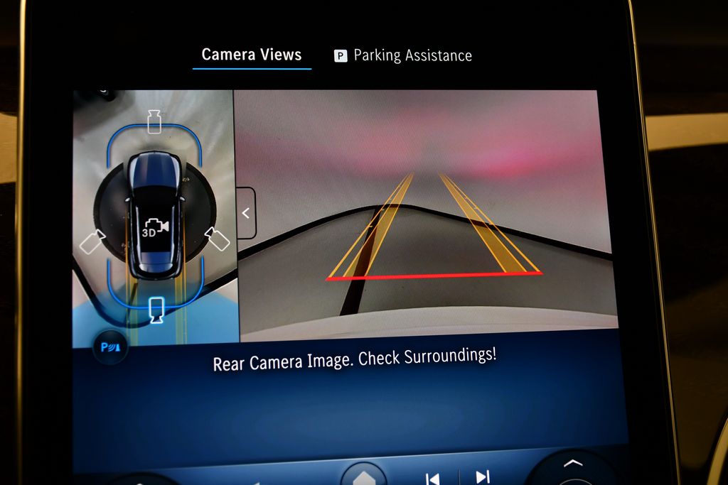 Thumbnail: 2026 Mercedes-Benz GLC - 29