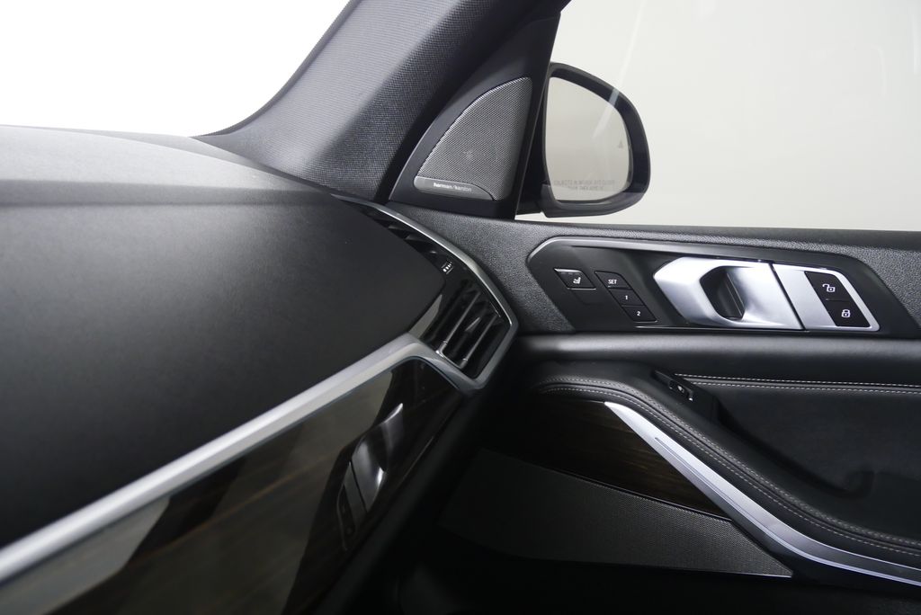 Thumbnail: 2019 BMW X5 - 27