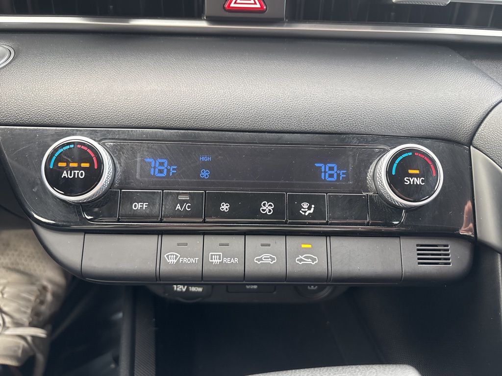 Used 2023 Hyundai Elantra Sedan