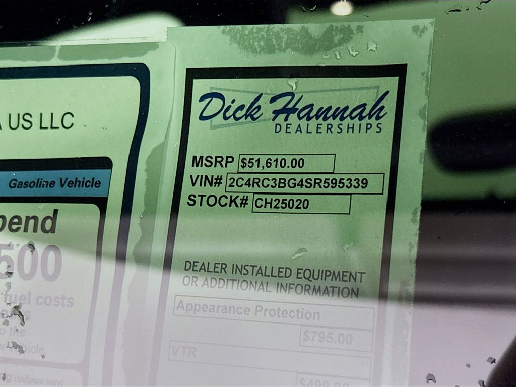 2025 Chrysler Pacifica Select