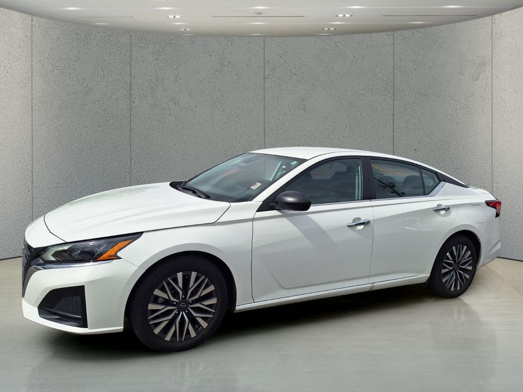 2025 Nissan Altima