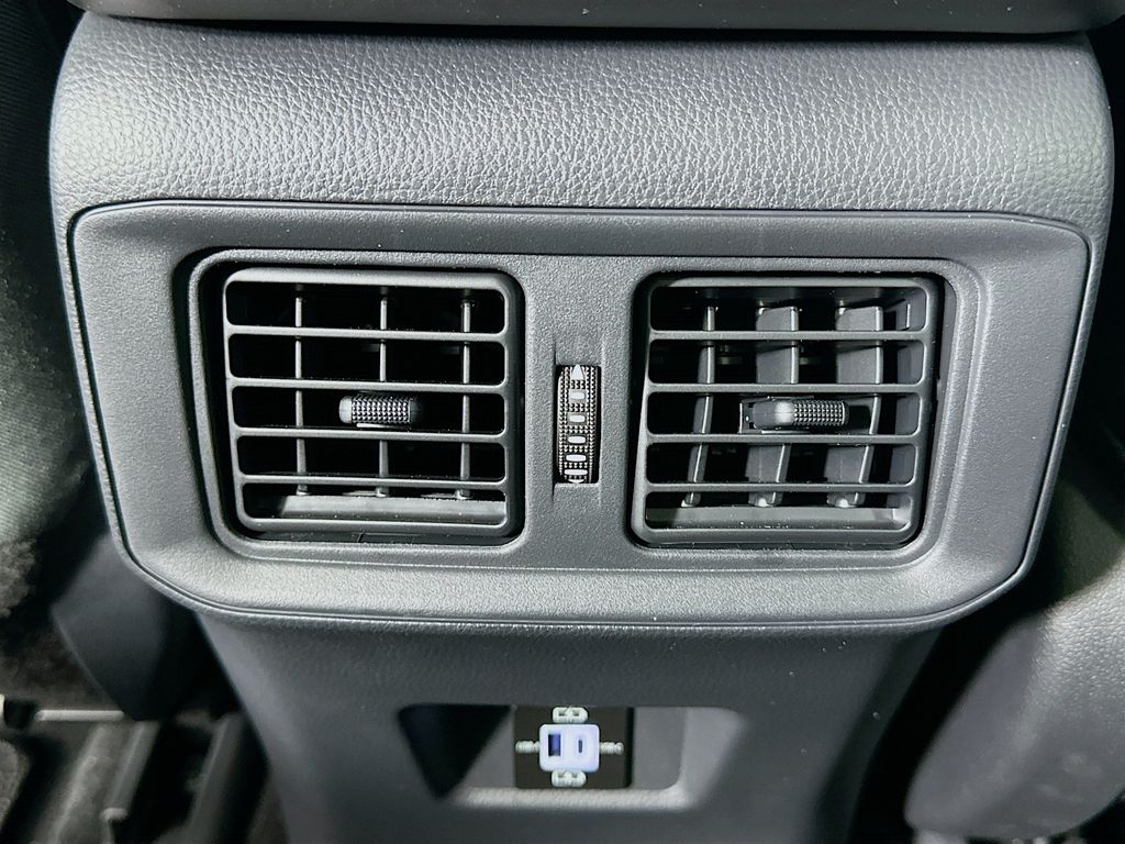 Thumbnail: 2025 Toyota RAV4 - 25