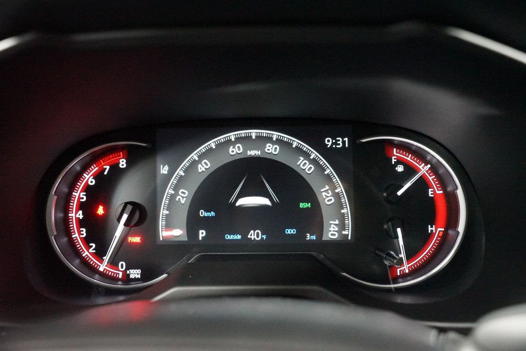 Thumbnail: 2025 Toyota RAV4 - 15