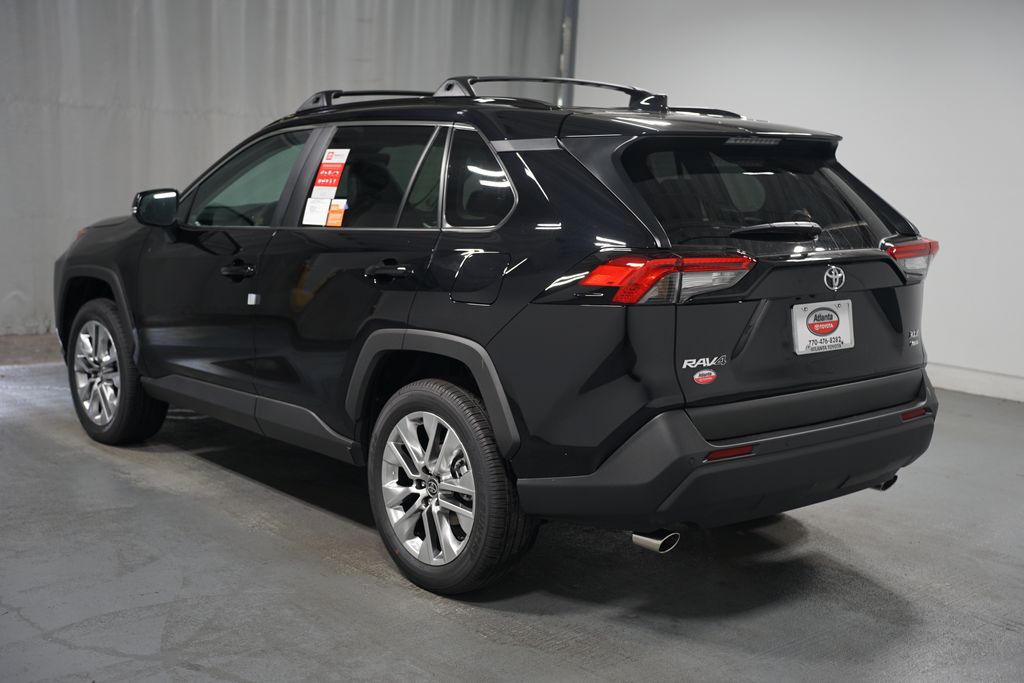 Thumbnail: 2025 Toyota RAV4 - 6