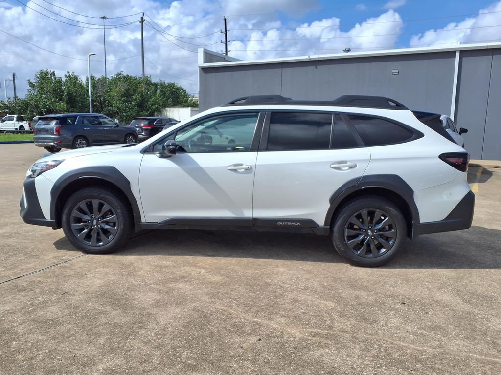2023 Subaru Outback Onyx Edition White at Baytown Hyundai