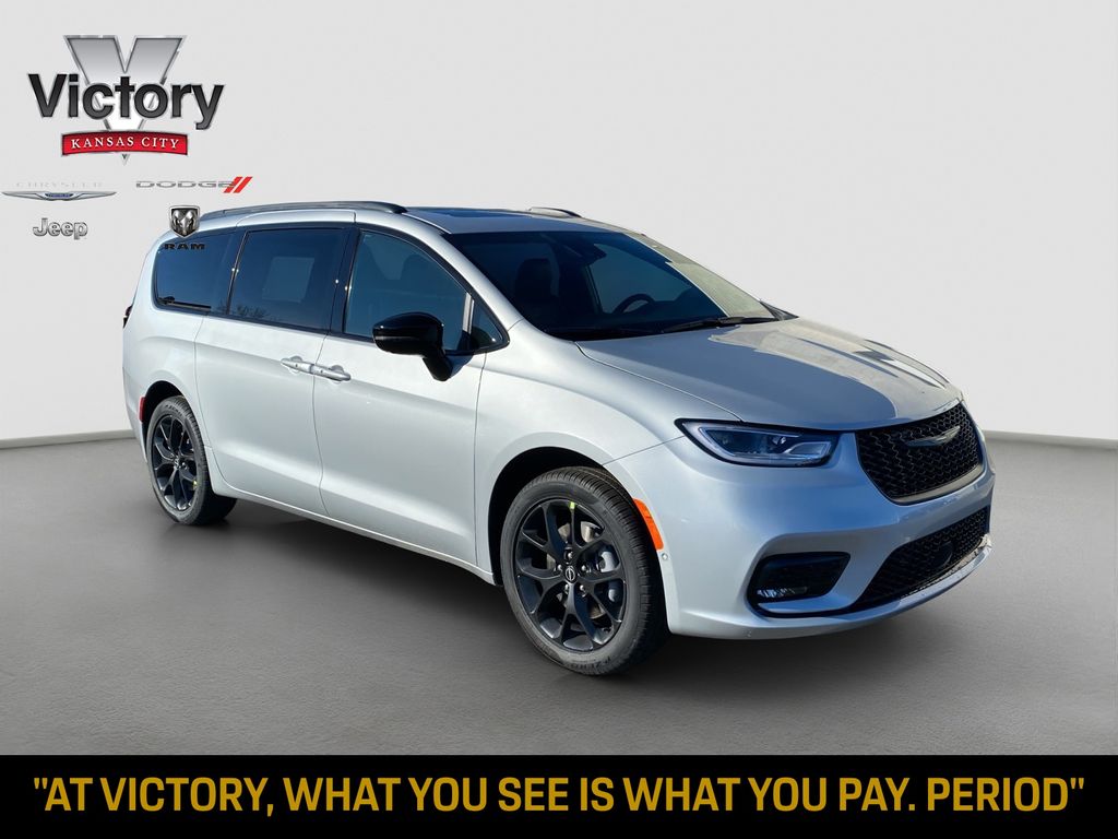 2026 Chrysler Pacifica