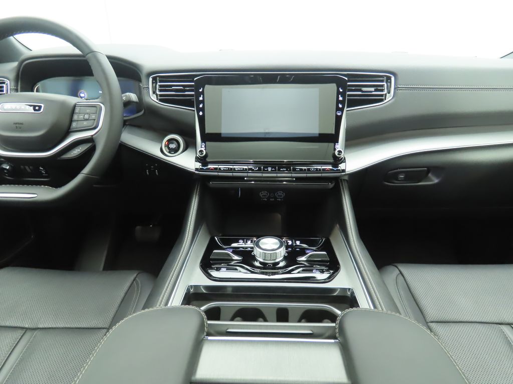 Thumbnail: 2024 Jeep Wagoneer - 13