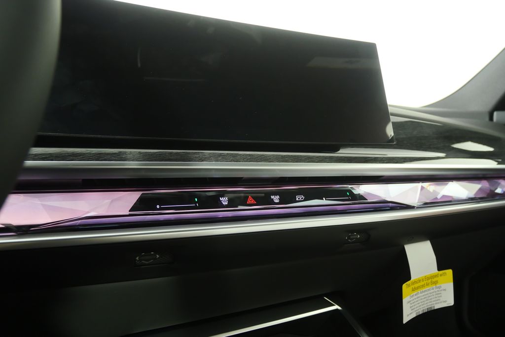 Thumbnail: 2026 BMW 7 Series - 23