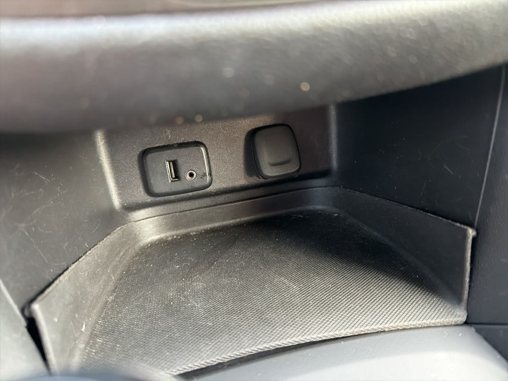 Thumbnail: 2018 Chevrolet Equinox - 32