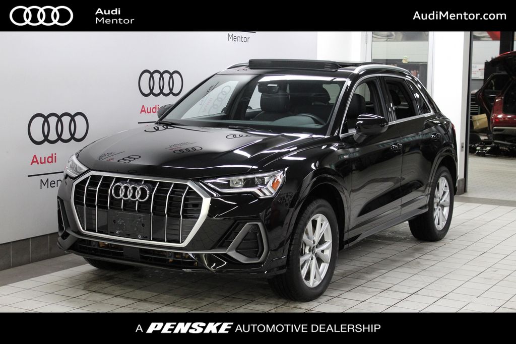 Thumbnail: 2023 Audi Q3 - 1