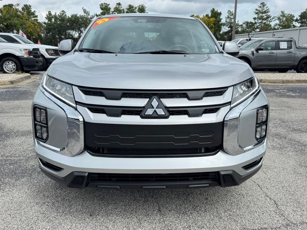 2025 Mitsubishi Outlander Sport ES photo 2