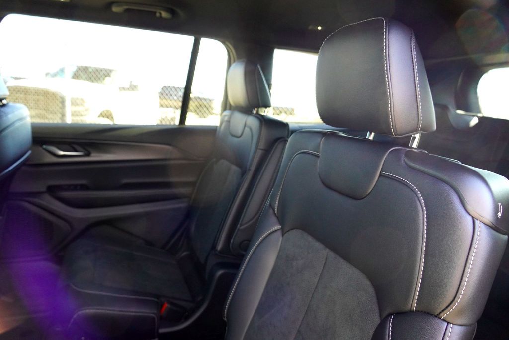 New Car 2025 Jeep Grand Cherokee L  Altitude X For Sale Under $40,000 In Taylor, Texas