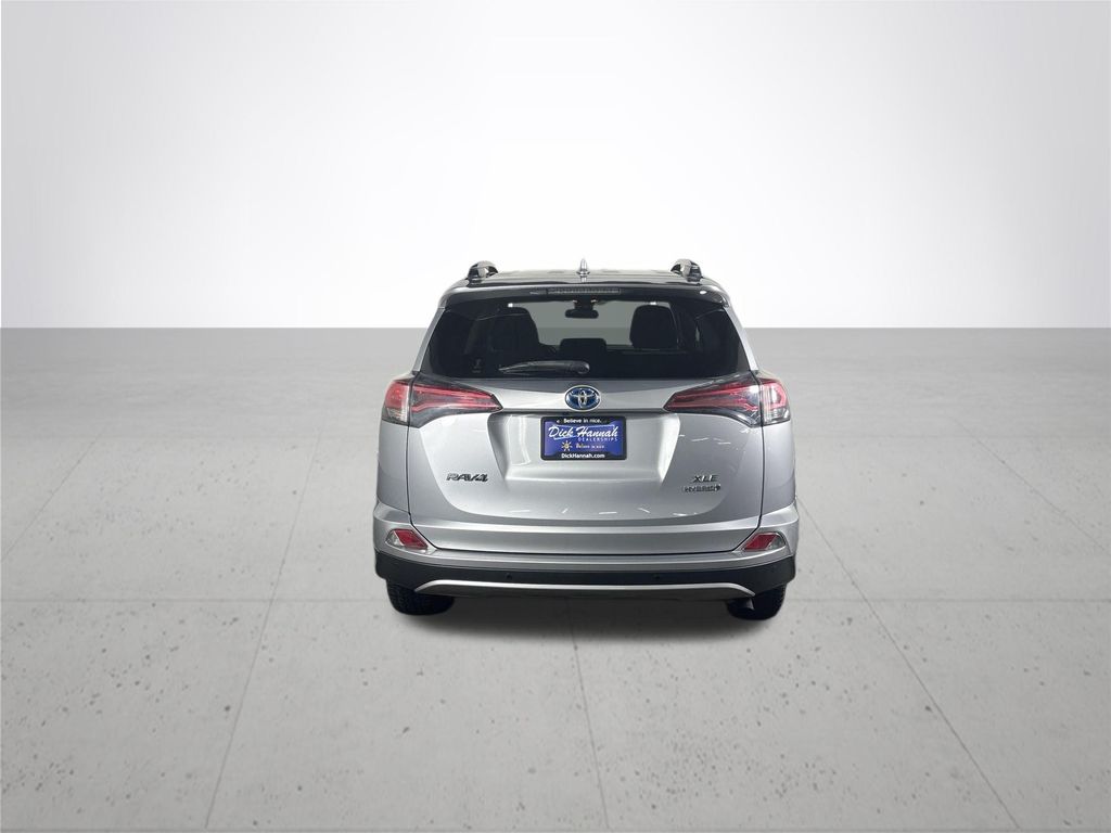 2017 Toyota RAV4 Hybrid XLE