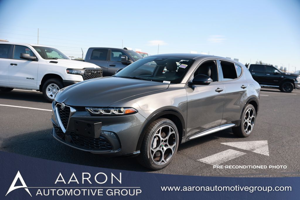 Grigio 2024 Alfa Romeo Tonale Ti AWD SUV / Crossover All-Wheel Drive 6-Speed Automatic