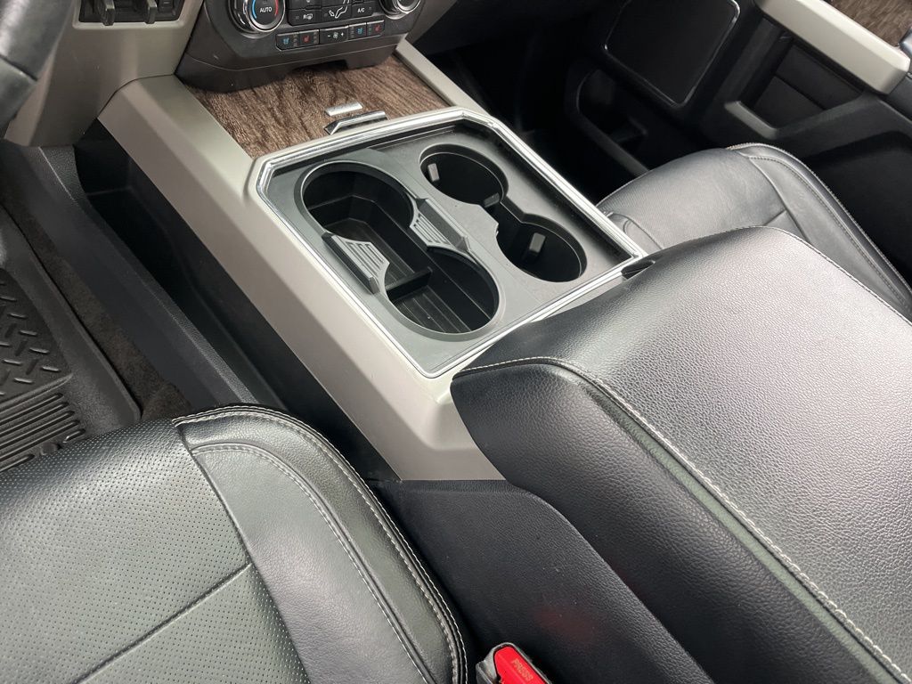 Thumbnail: 2017 Ford Econoline - 23