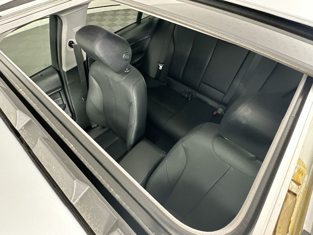 Thumbnail: 2014 BMW 3 Series - 21