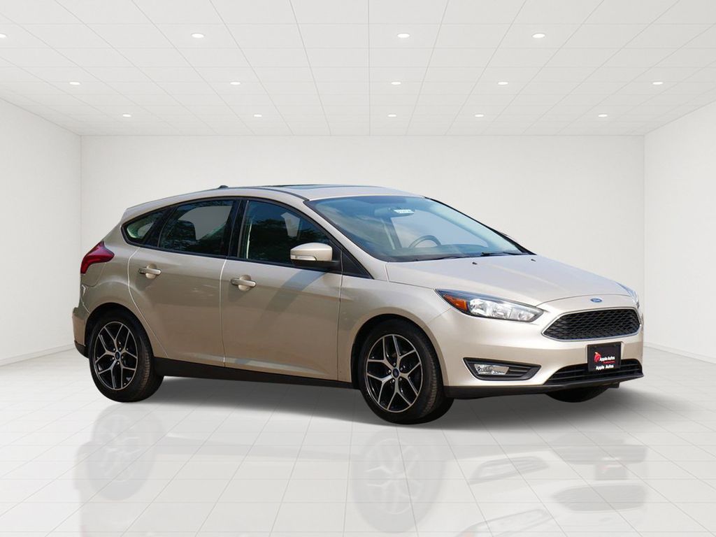  2018 Ford Focus SEL Hatchback   