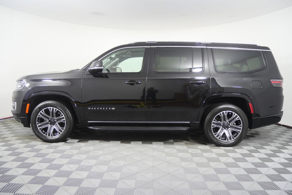 Thumbnail: 2024 Jeep Wagoneer - 7