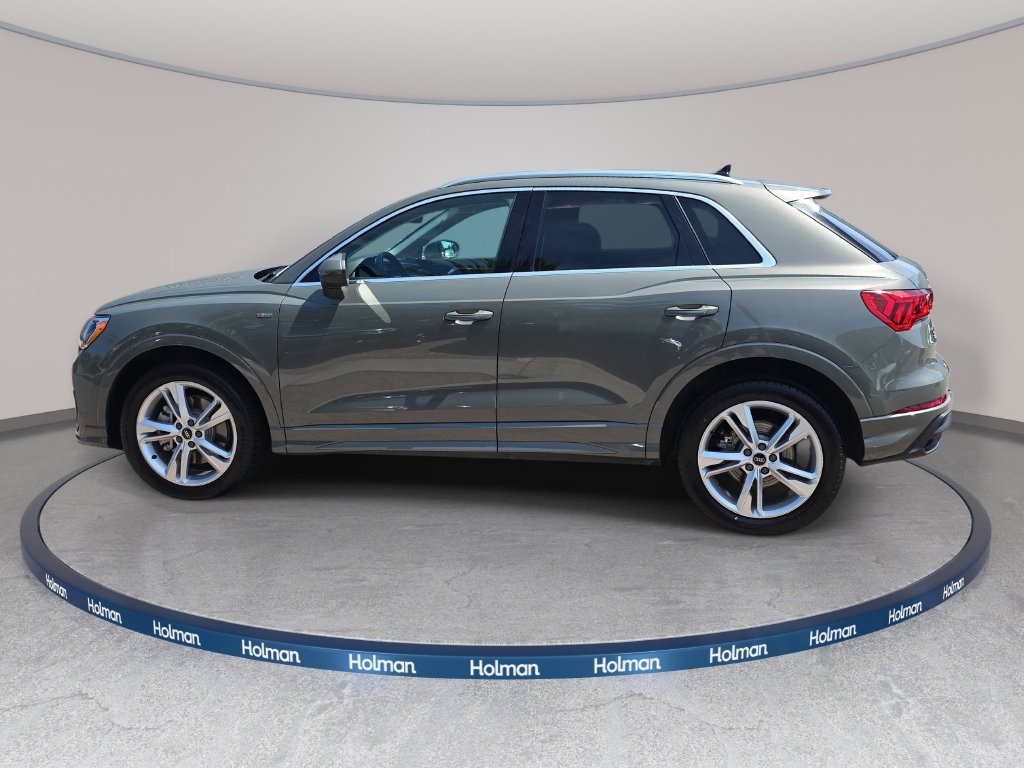 Used 2022 Gray Audi Premium image 9