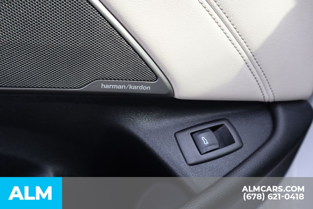 Used 2023 White BMW 540i xDrive image 18