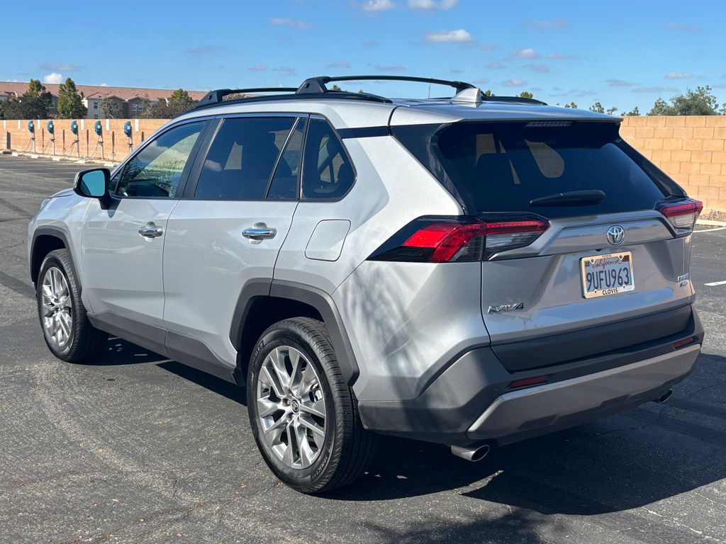 Thumbnail: 2025 Toyota RAV4 - 7