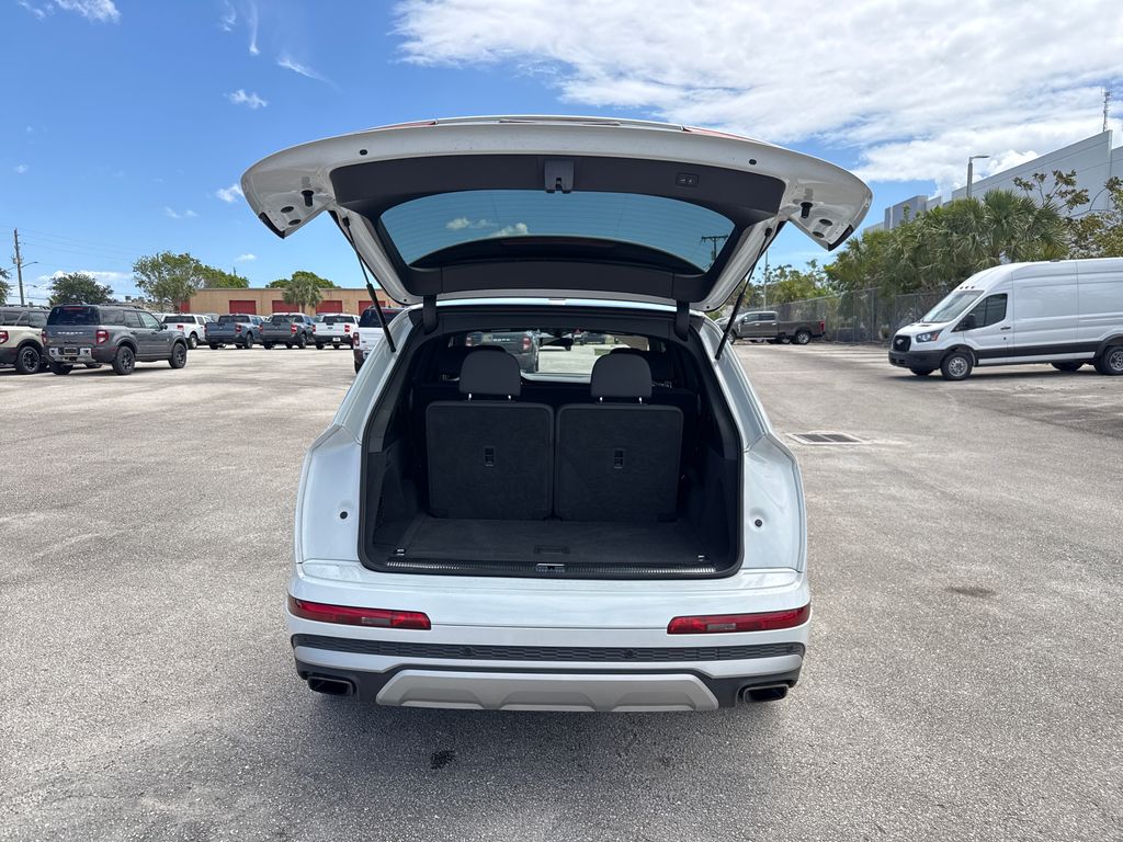Certified Used 2025 White Audi 45 Premium image 29