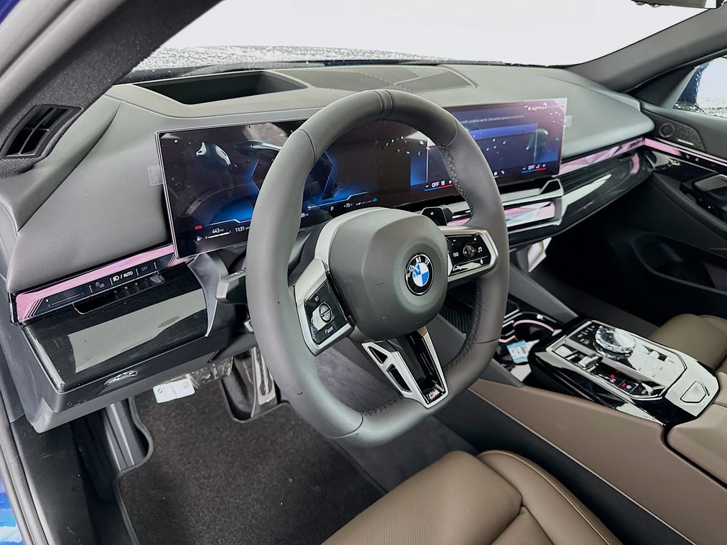 Thumbnail: 2026 BMW 5 Series - 9