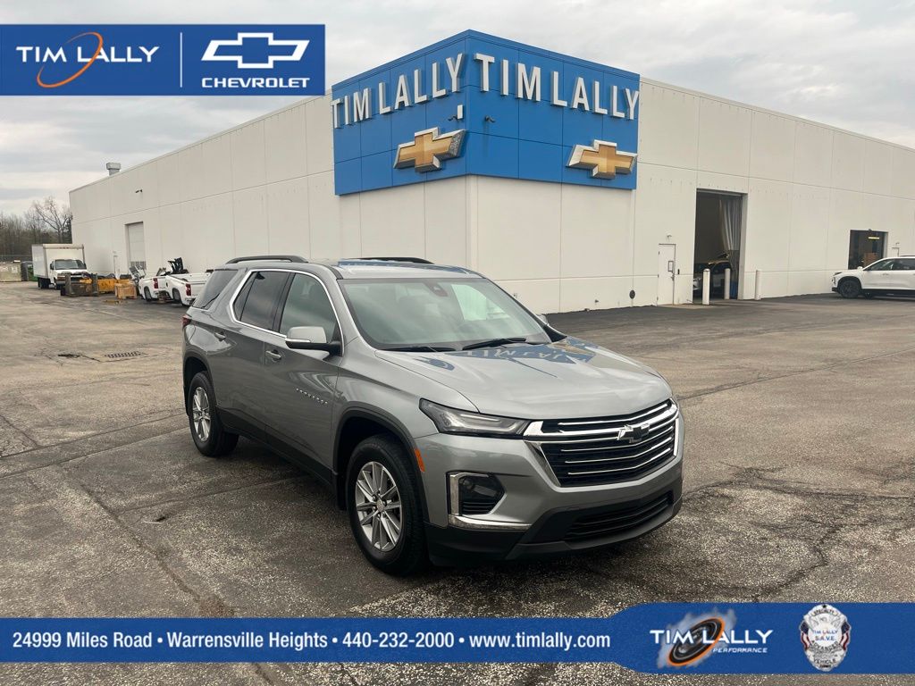 Sterling Gray Metallic 2023 Chevrolet Traverse LT Cloth FWD SUV / Crossover Front-Wheel Drive 9-Speed Automatic
