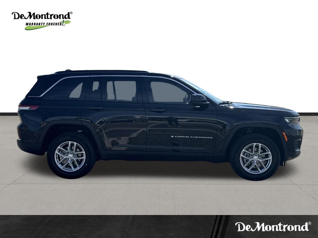 2026 Jeep Grand Cherokee Laredo X - 3