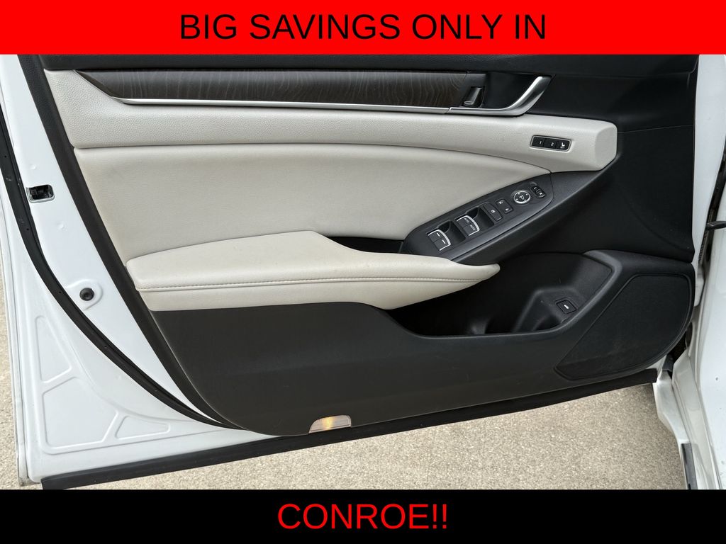 2019 Honda Accord Hybrid Touring - 9