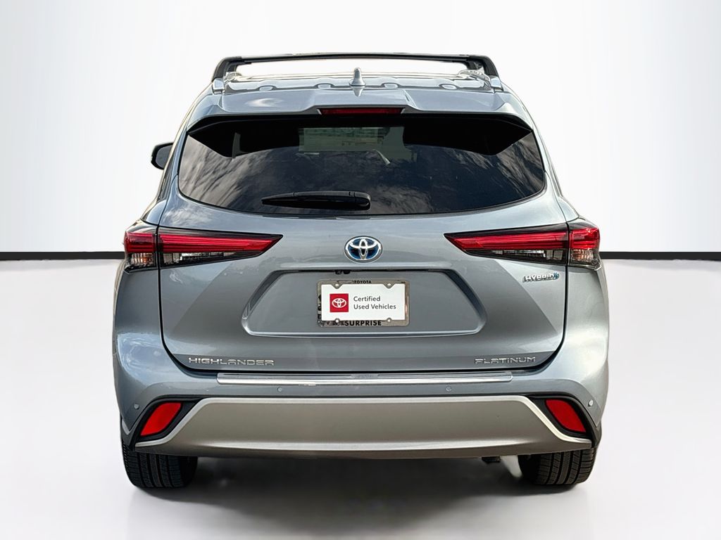 Thumbnail: 2020 Toyota Highlander - 6