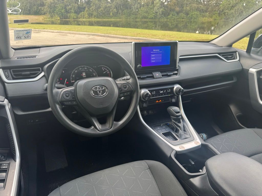 2024 Toyota RAV4 XLE 11