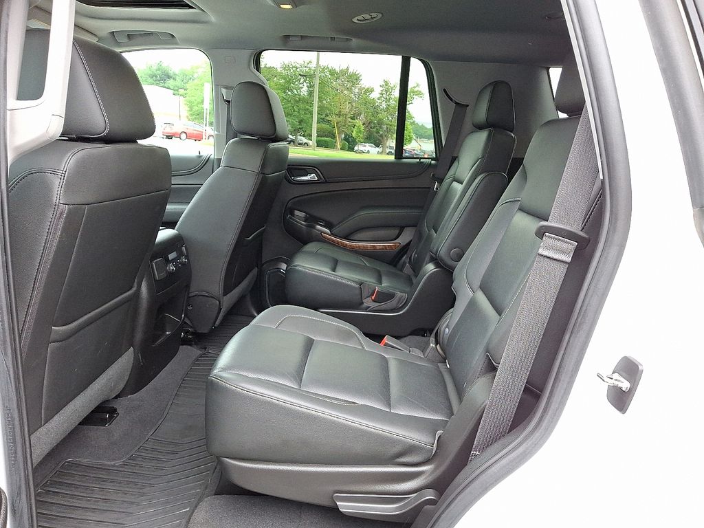 Thumbnail: 2019 Chevrolet Tahoe - 10