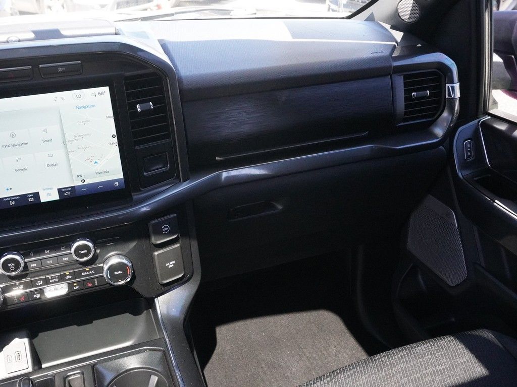 Used 2023 Black Ford XLT image 35