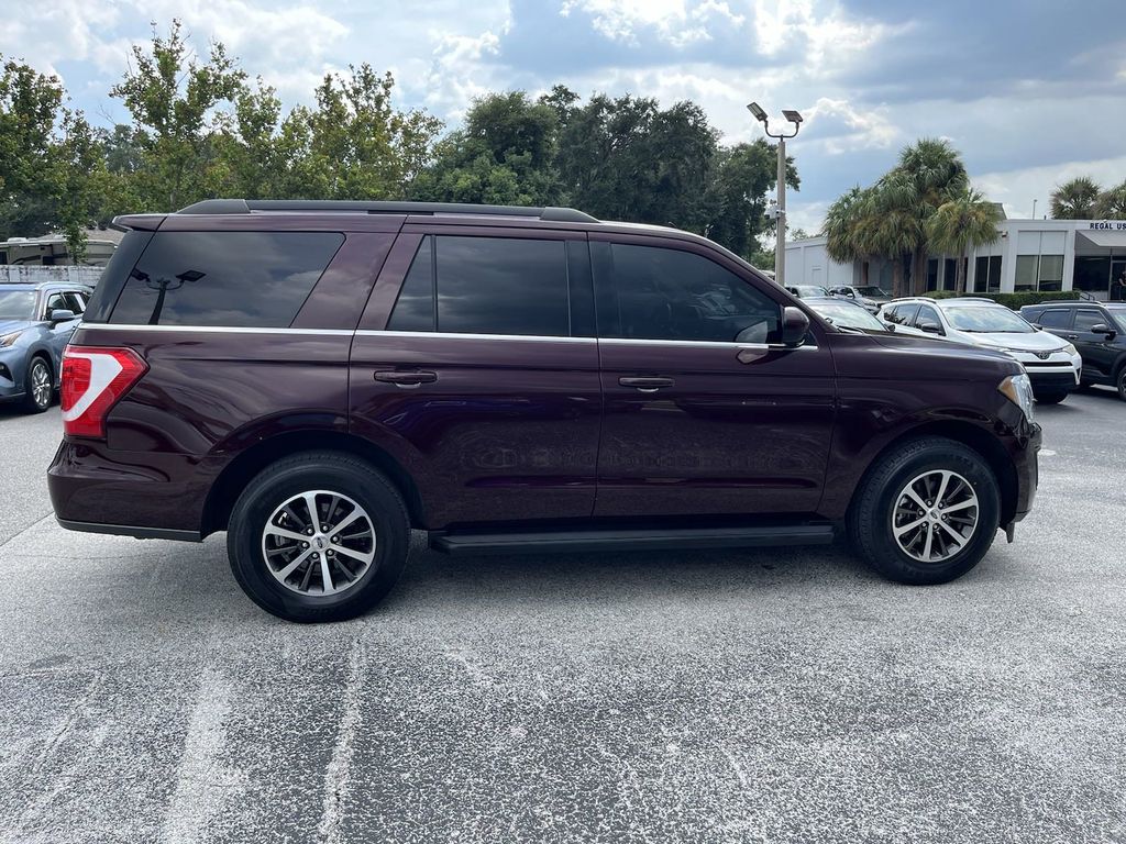 2021 Ford Expedition XLT 4