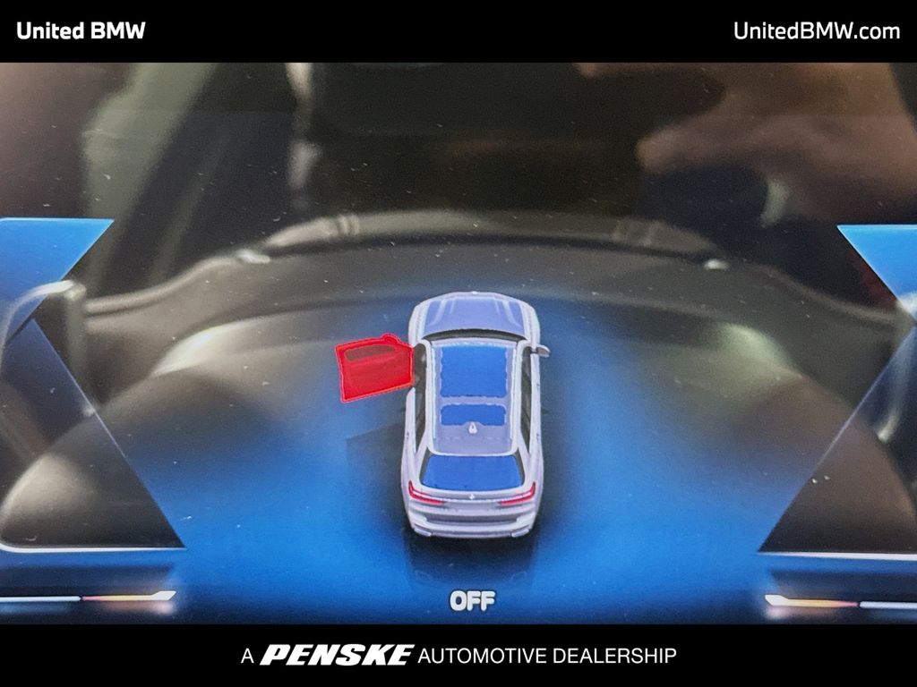 Thumbnail: 2026 BMW X7 - 7