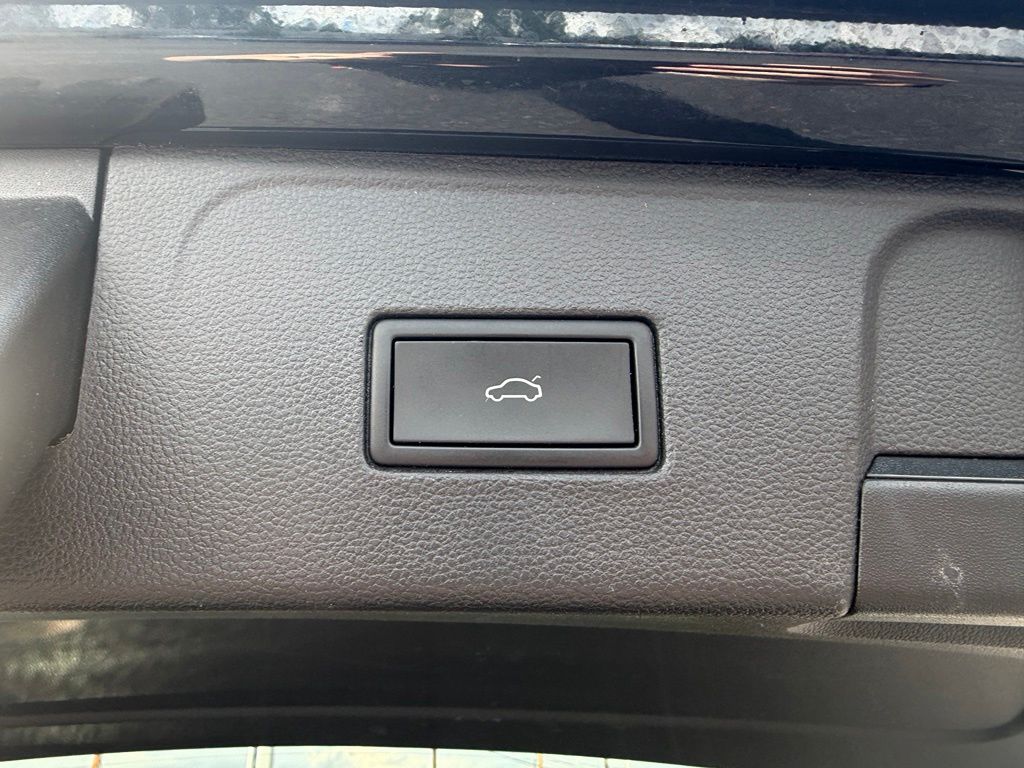 2023 Volkswagen Atlas 3.6L V6 SEL Premium R-Line Black at Klick Lewis Buick Chevrolet