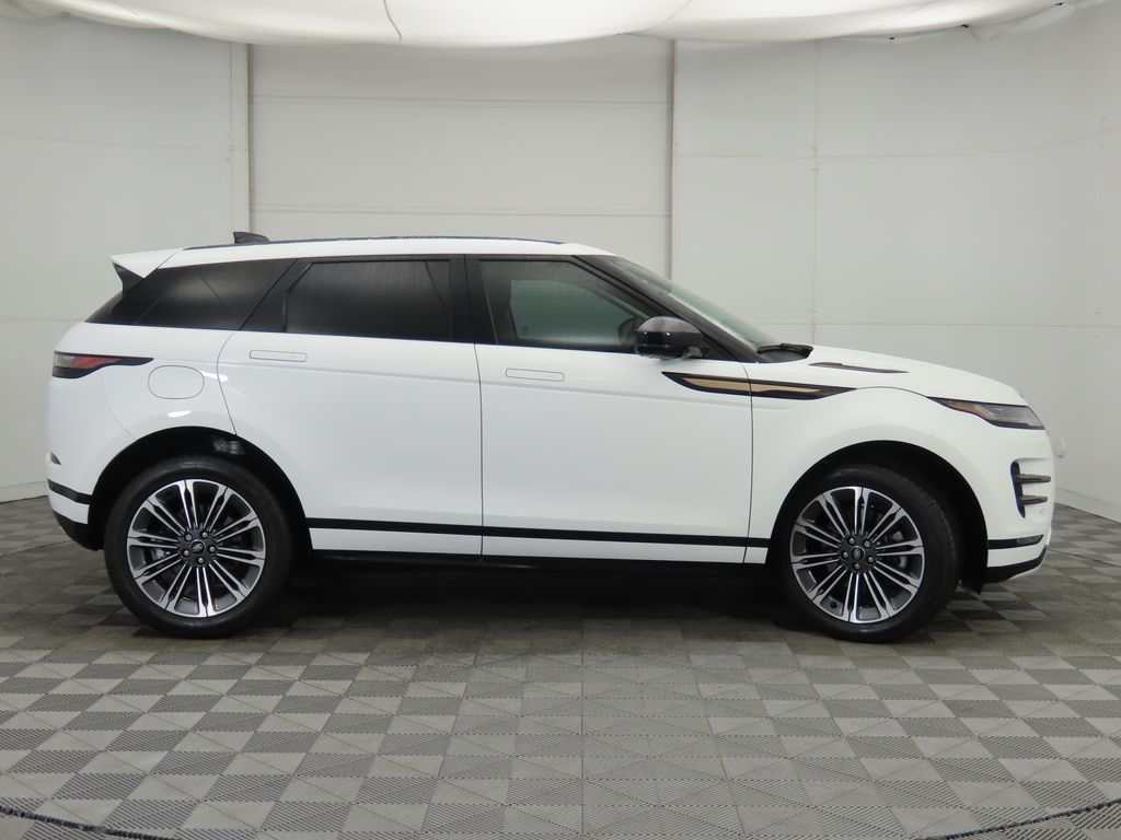 Thumbnail: 2024 Land Rover Range Rover Evoque - 4
