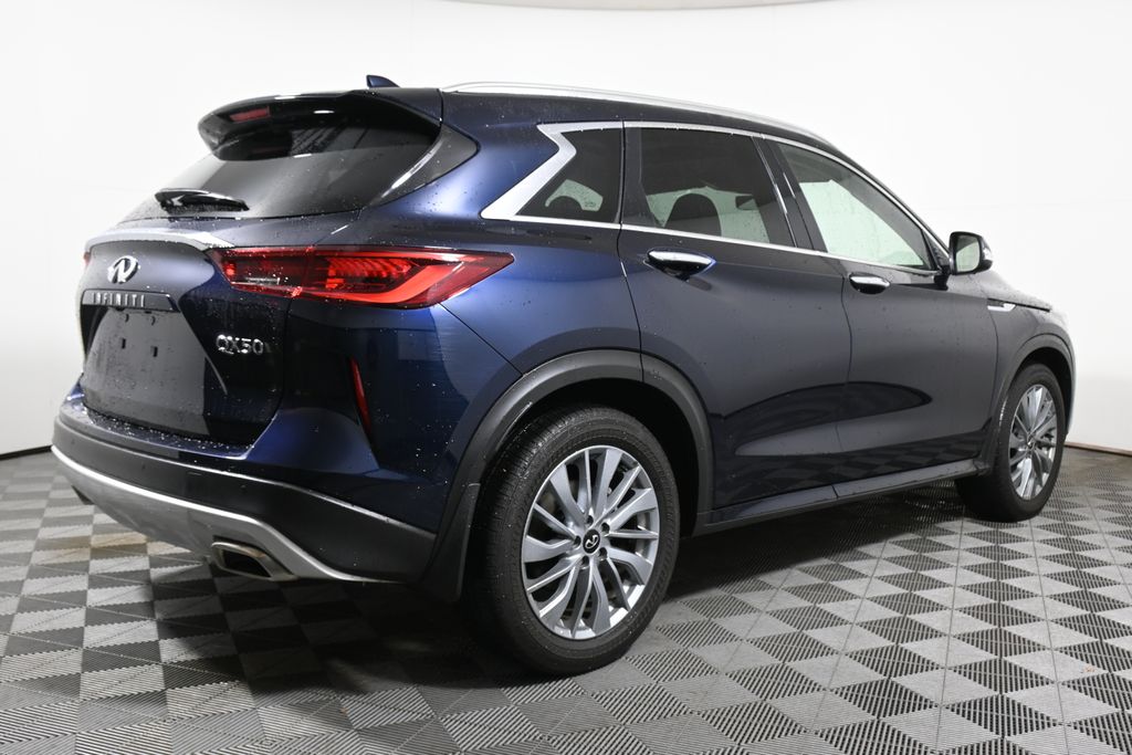 Thumbnail: 2025 INFINITI QX50 - 6