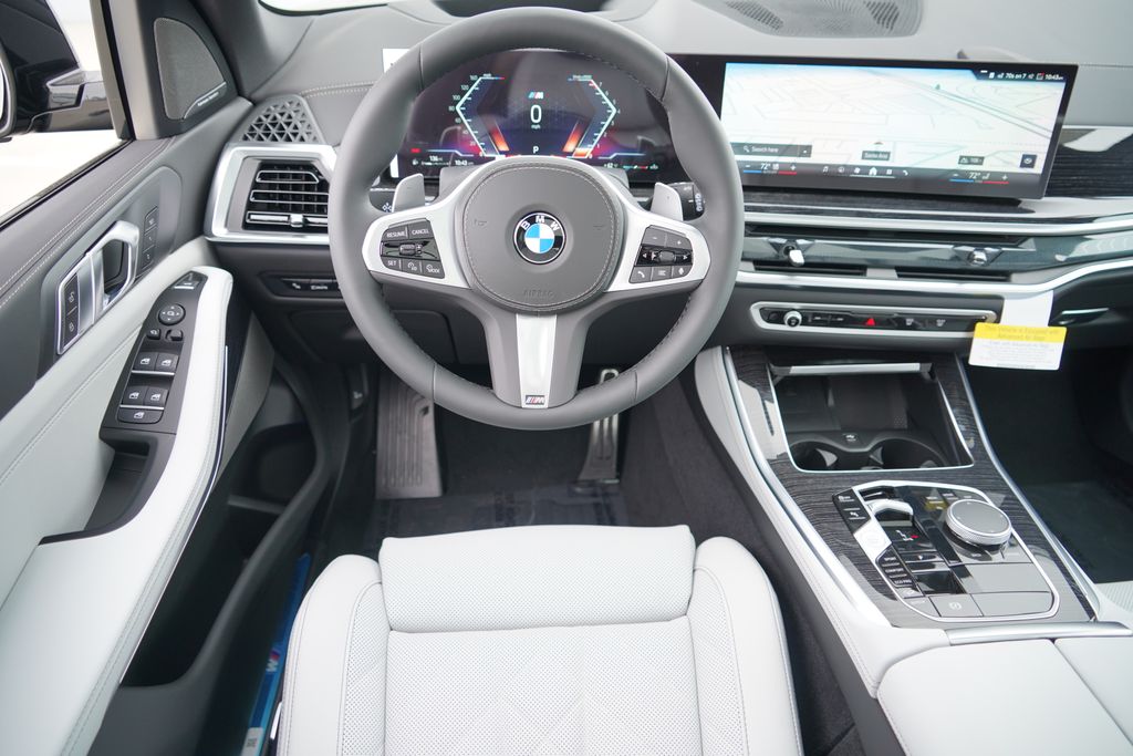Thumbnail: 2026 BMW X5 - 14