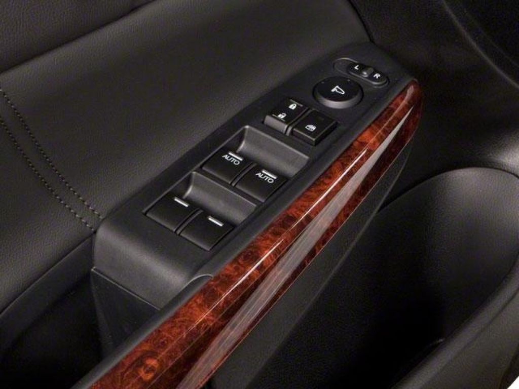 2010 Honda Accord Crosstour EX-L  at Grove City Ford