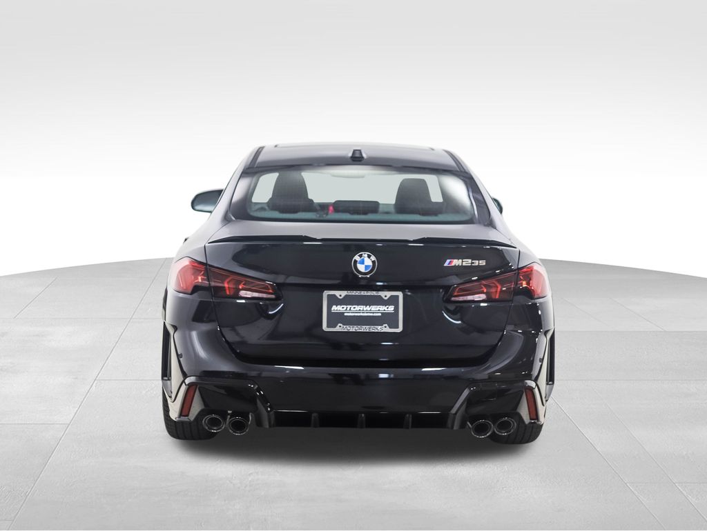 Thumbnail: 2026 BMW 2 Series - 4