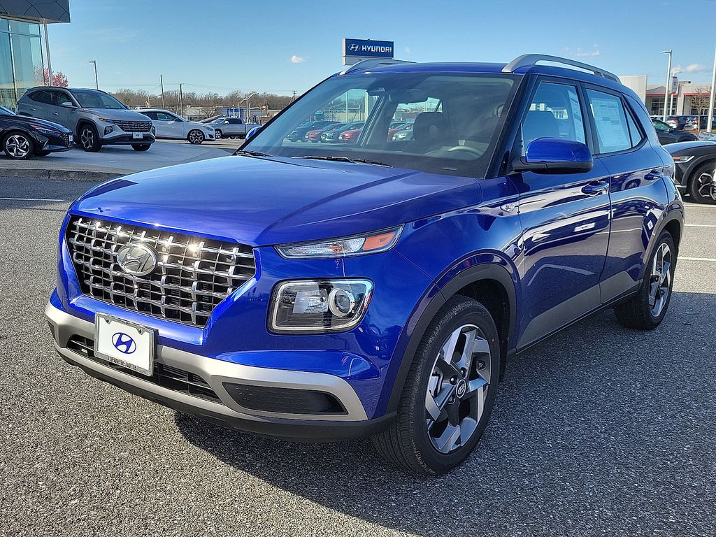 Thumbnail: 2025 Hyundai Venue - 2