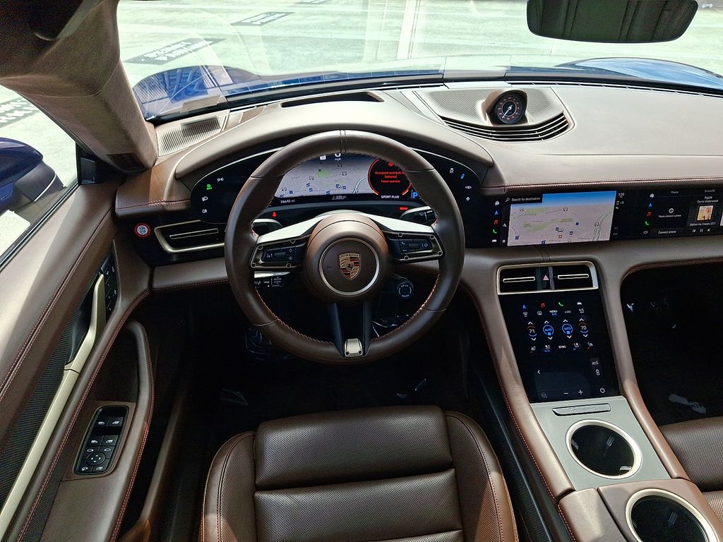 Thumbnail: 2023 Porsche Taycan - 13