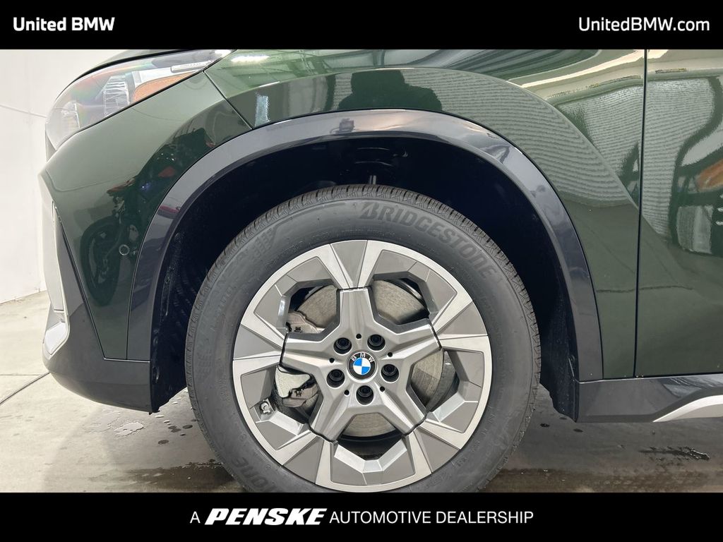 Thumbnail: 2025 BMW X1 - 10