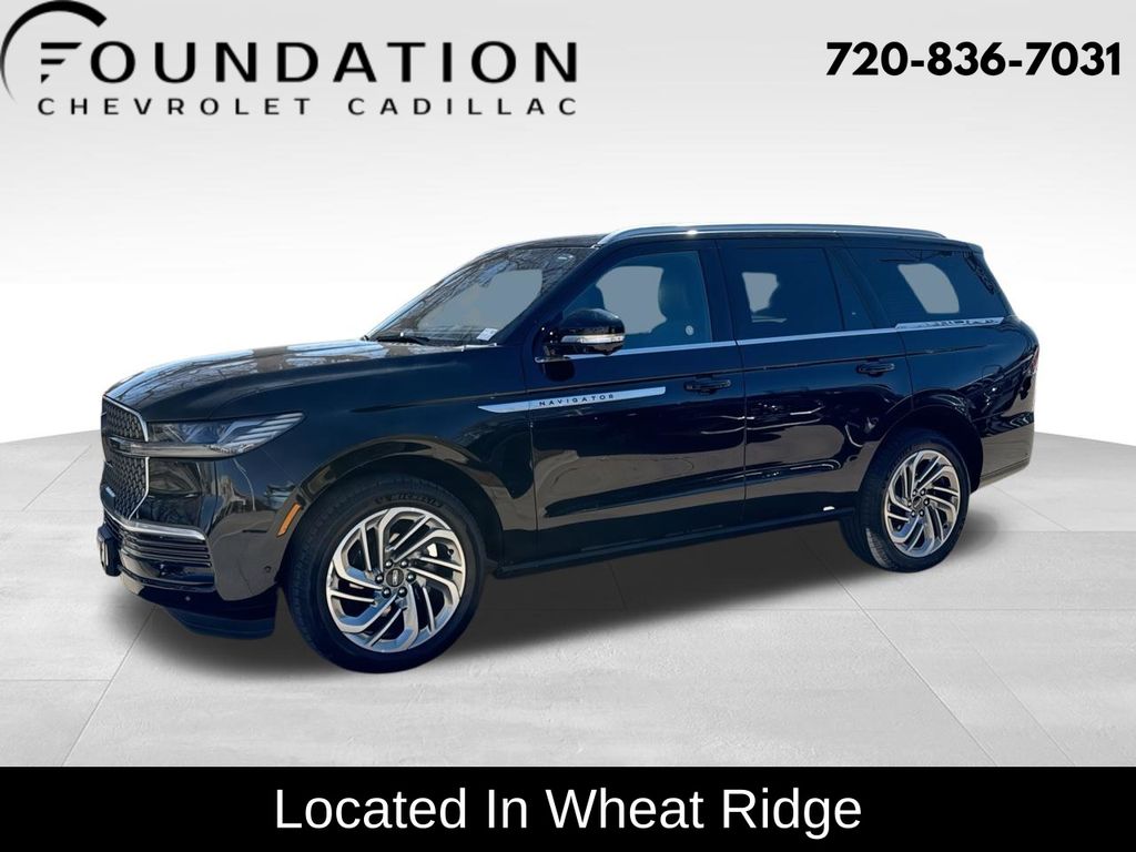 Black Metallic 2025 Lincoln Navigator Reserve 4WD SUV / Crossover Four-Wheel Drive Automatic