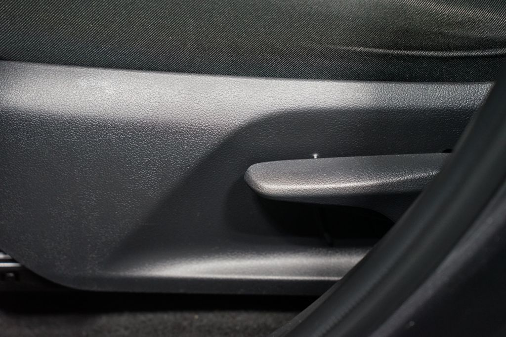 Thumbnail: 2024 Toyota RAV4 - 31