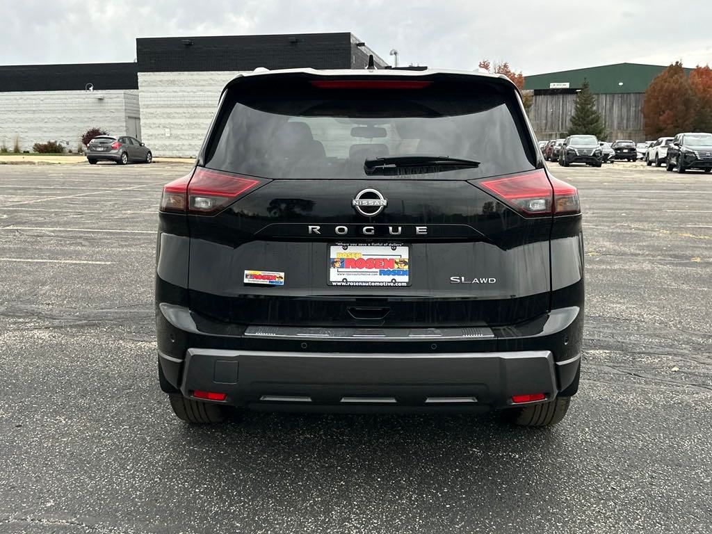2025 Nissan Rogue SL photo