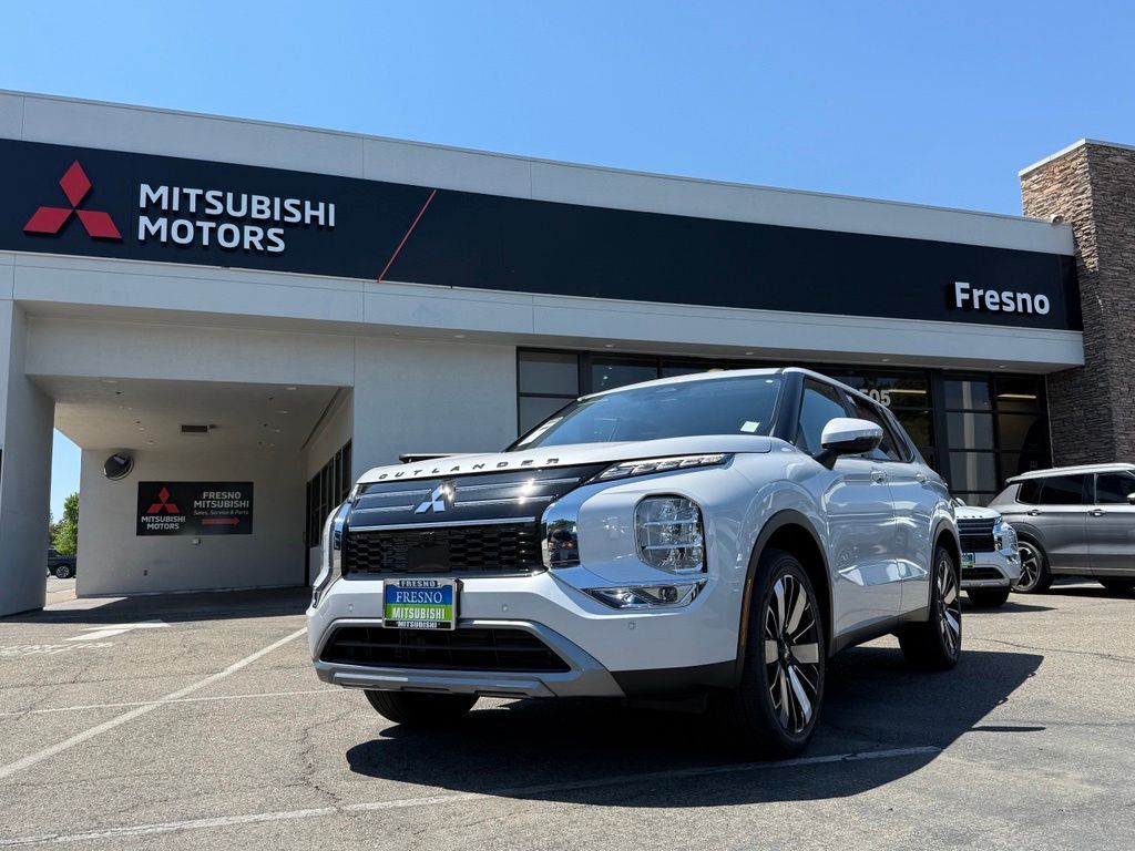2026 Mitsubishi Outlander SE